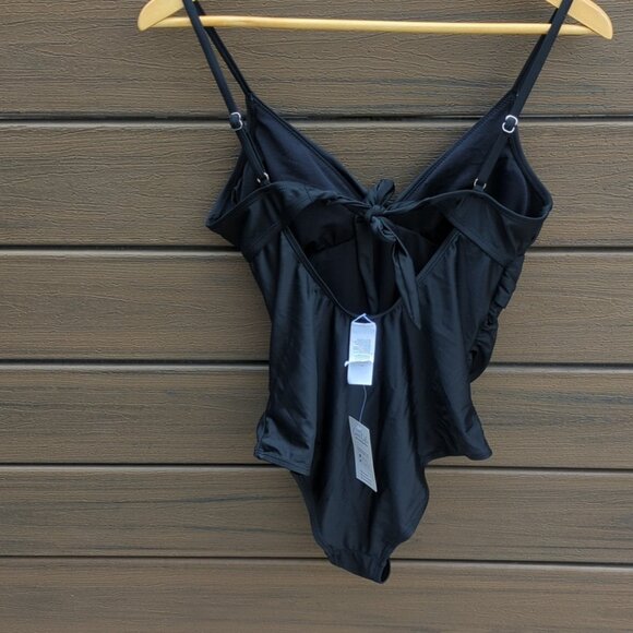 Elegant Black One-Piece Swimsuit - M NWT - Picture 7 of 7